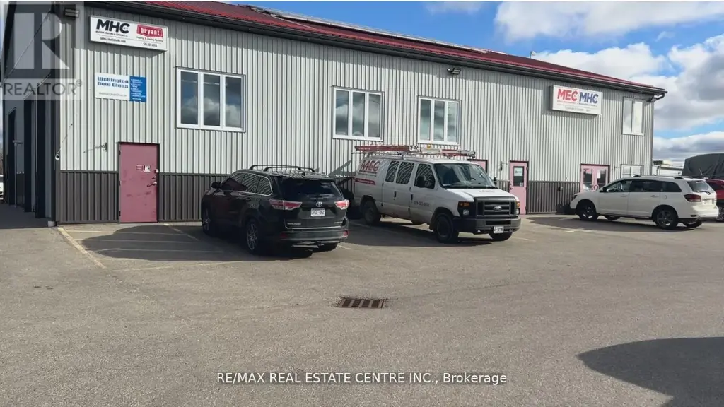 B - 770 Glengarry Crescent, Centre Wellington (Fergus)